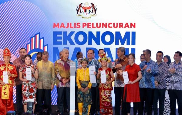 DPM Zahid: Rural Development Ministry, Transport Ministry to provide details for Madani Economy implementation next week
