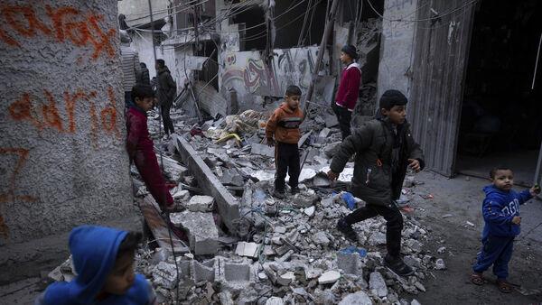 Qatar and France send medicine for hostages in Gaza as war rages on